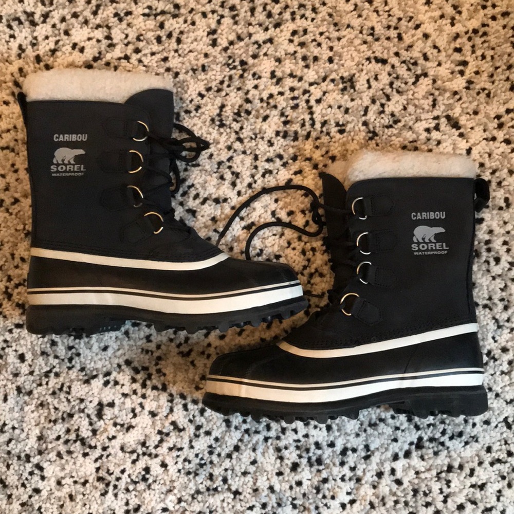 BRAND NEW sorel waterproof boots